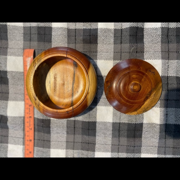 Solid Wood Treasure Bowl - Picture 6 of 9